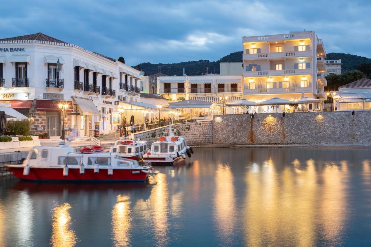 Hotel Roumani Спетсес Экстерьер фото
