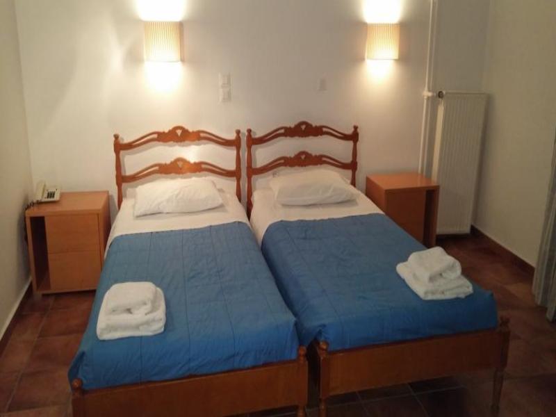 Hotel Roumani Спетсес Экстерьер фото