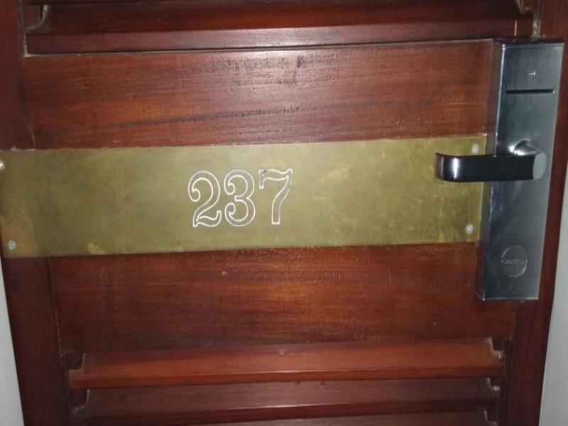 Hotel Roumani Спетсес Экстерьер фото