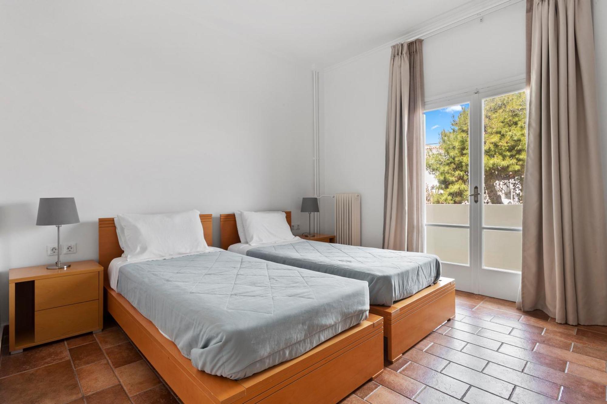 Hotel Roumani Спетсес Экстерьер фото